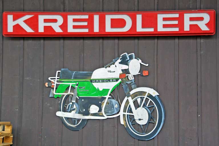 motorisierte Zweiräder (Mofa, Moped)